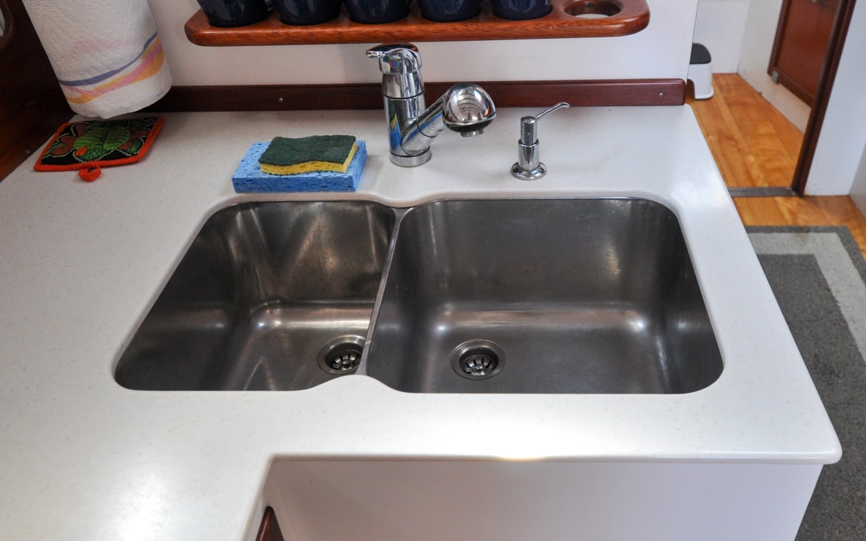 1958 Bunker and Ellis 42 | Aleria