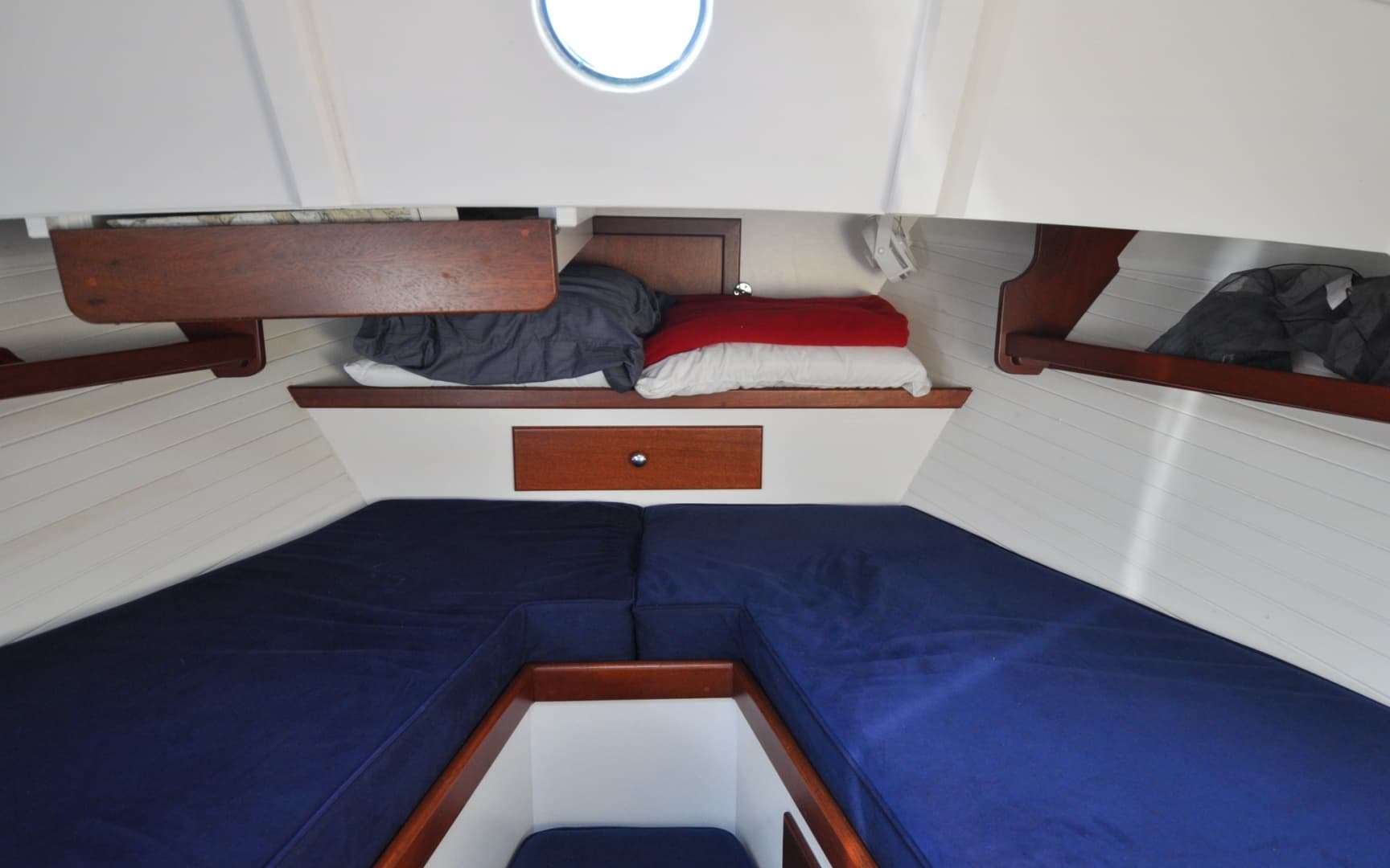 1958 Bunker and Ellis 42 | Aleria