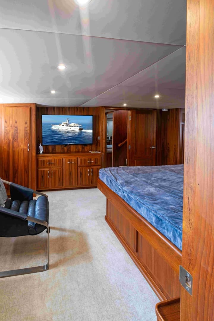 1972 Offshore Yachts 