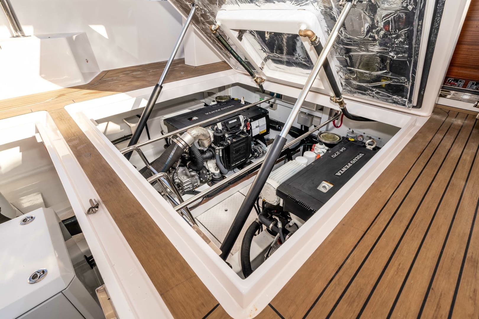 2021 Outback Yachts Outback 50