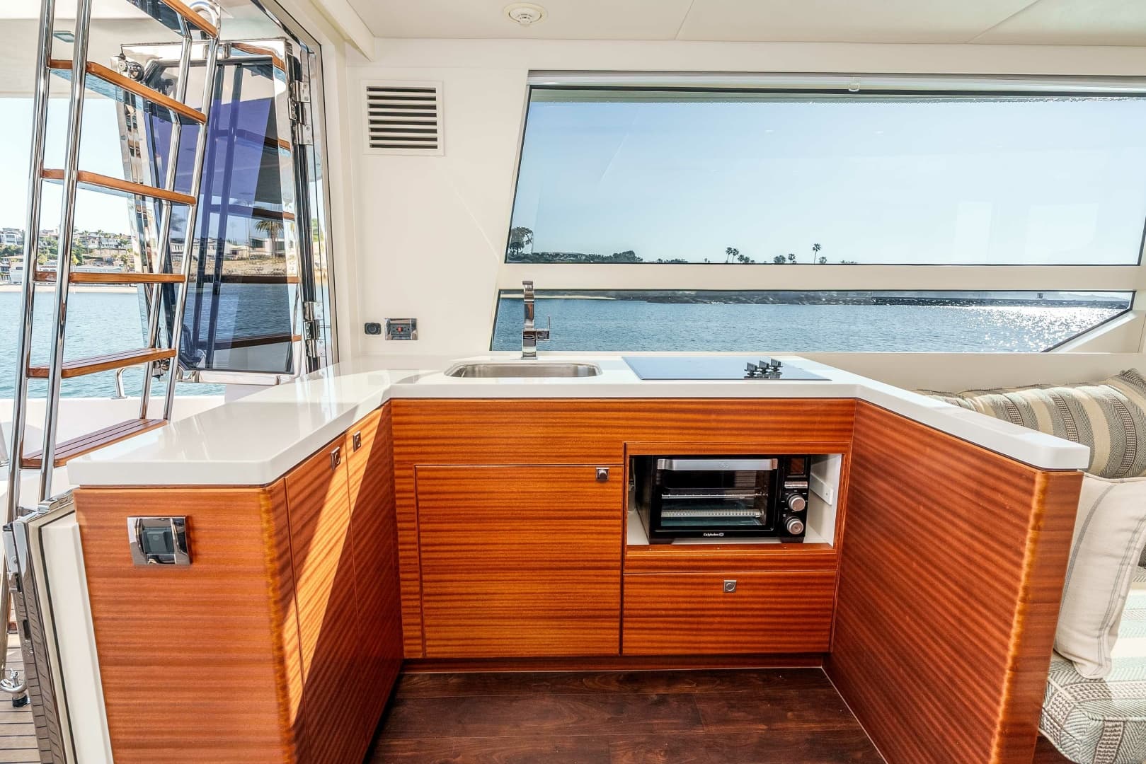 2021 Outback Yachts Outback 50