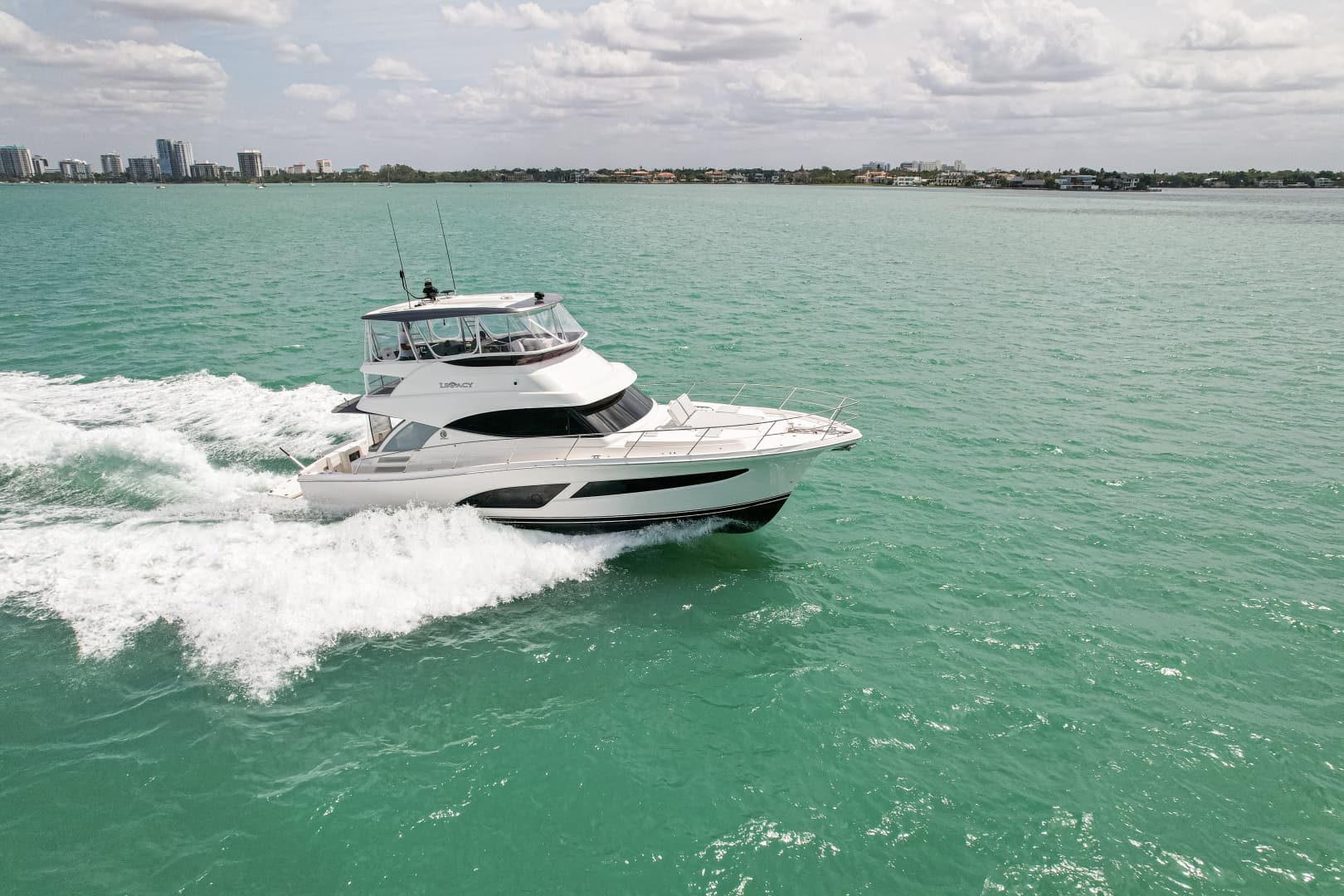 2025 Riviera 46 Sports Motor Yacht