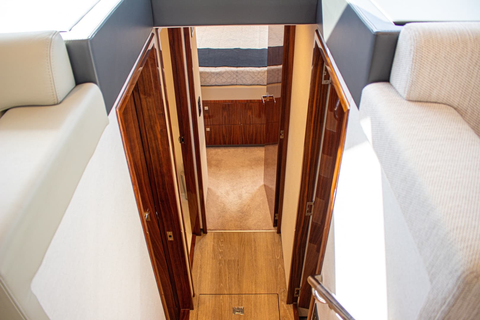 2025 Riviera 46 Sports Motor Yacht