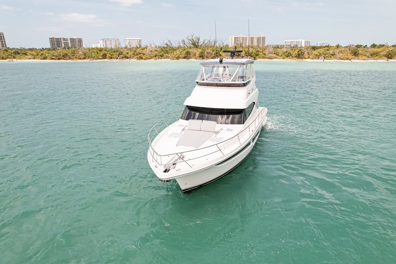 2025 Riviera 46 Sports Motor Yacht