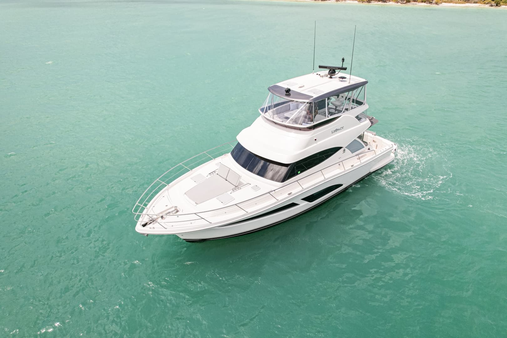 2025 Riviera 46 Sports Motor Yacht