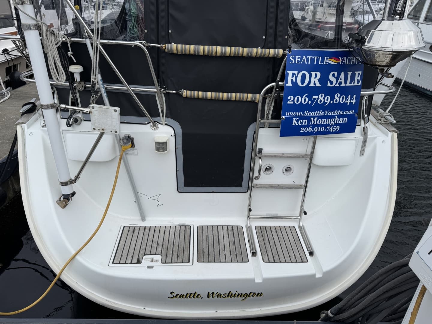 2004 Beneteau 423