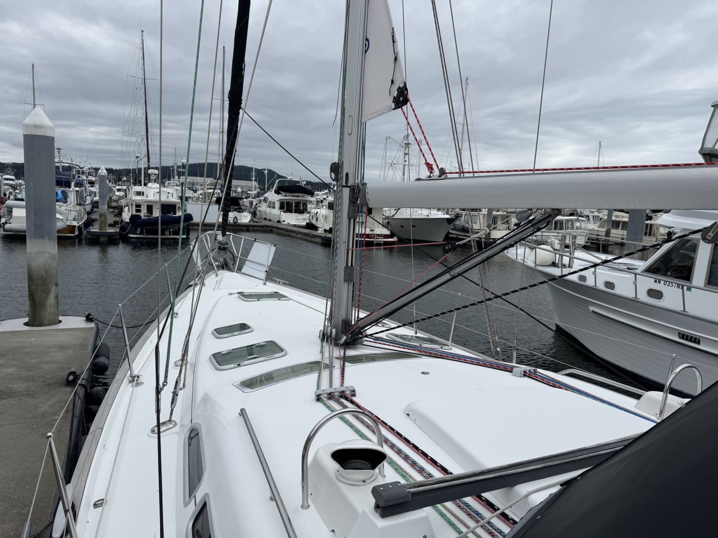 2004 Beneteau 423