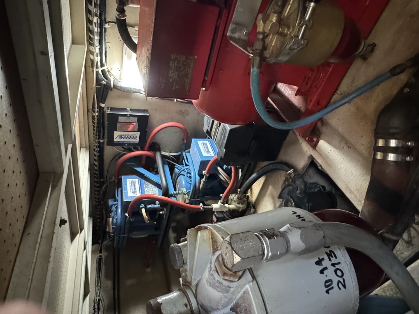 1984 Viking Aft Cabin Motor yacht