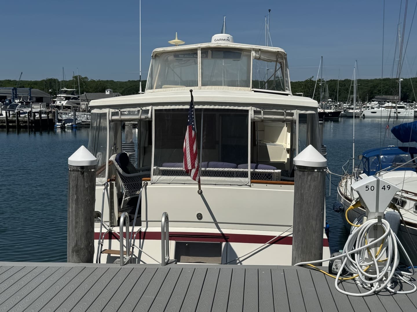 1984 Viking Aft Cabin Motor yacht