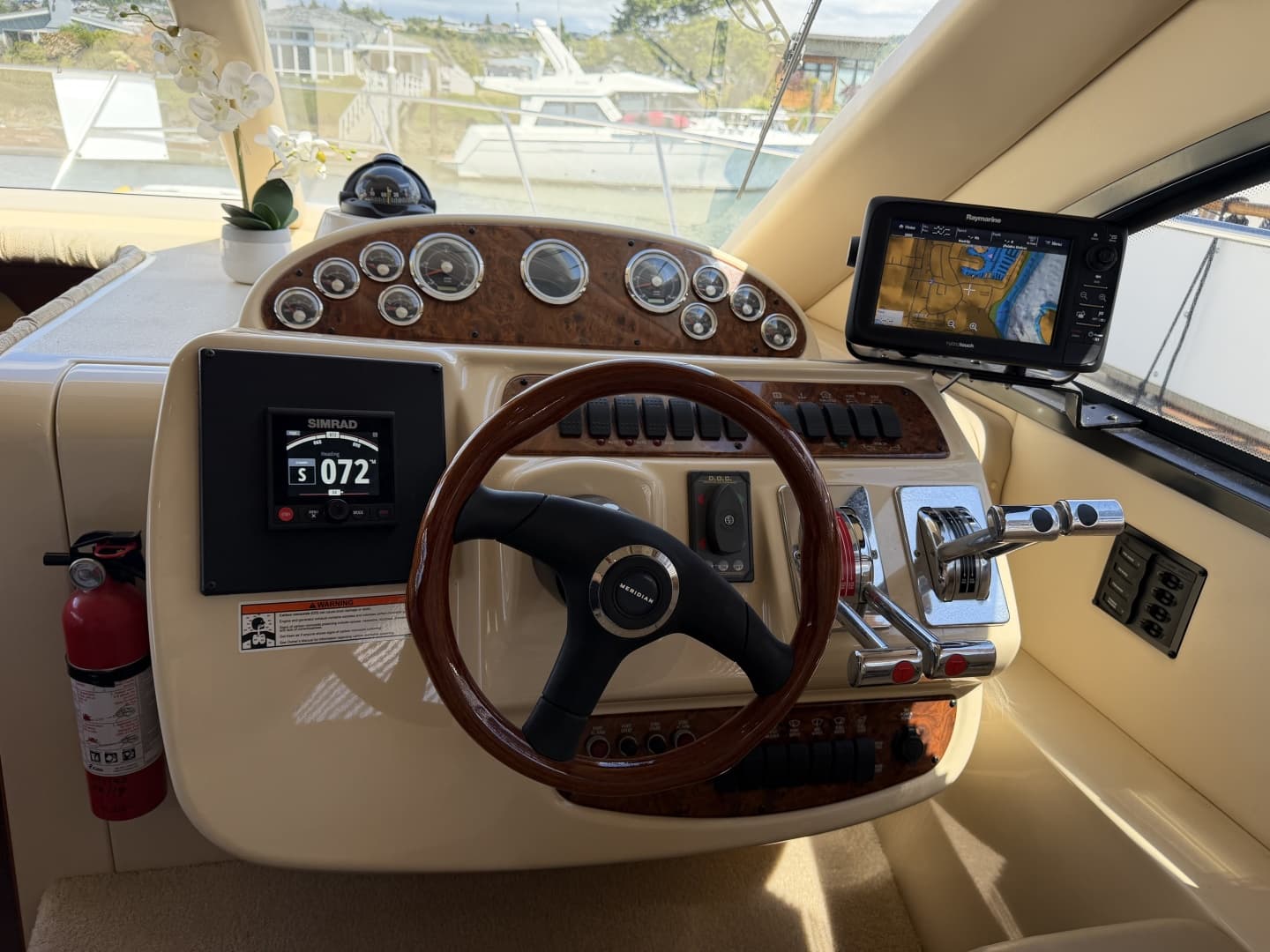 2004 Meridian 411