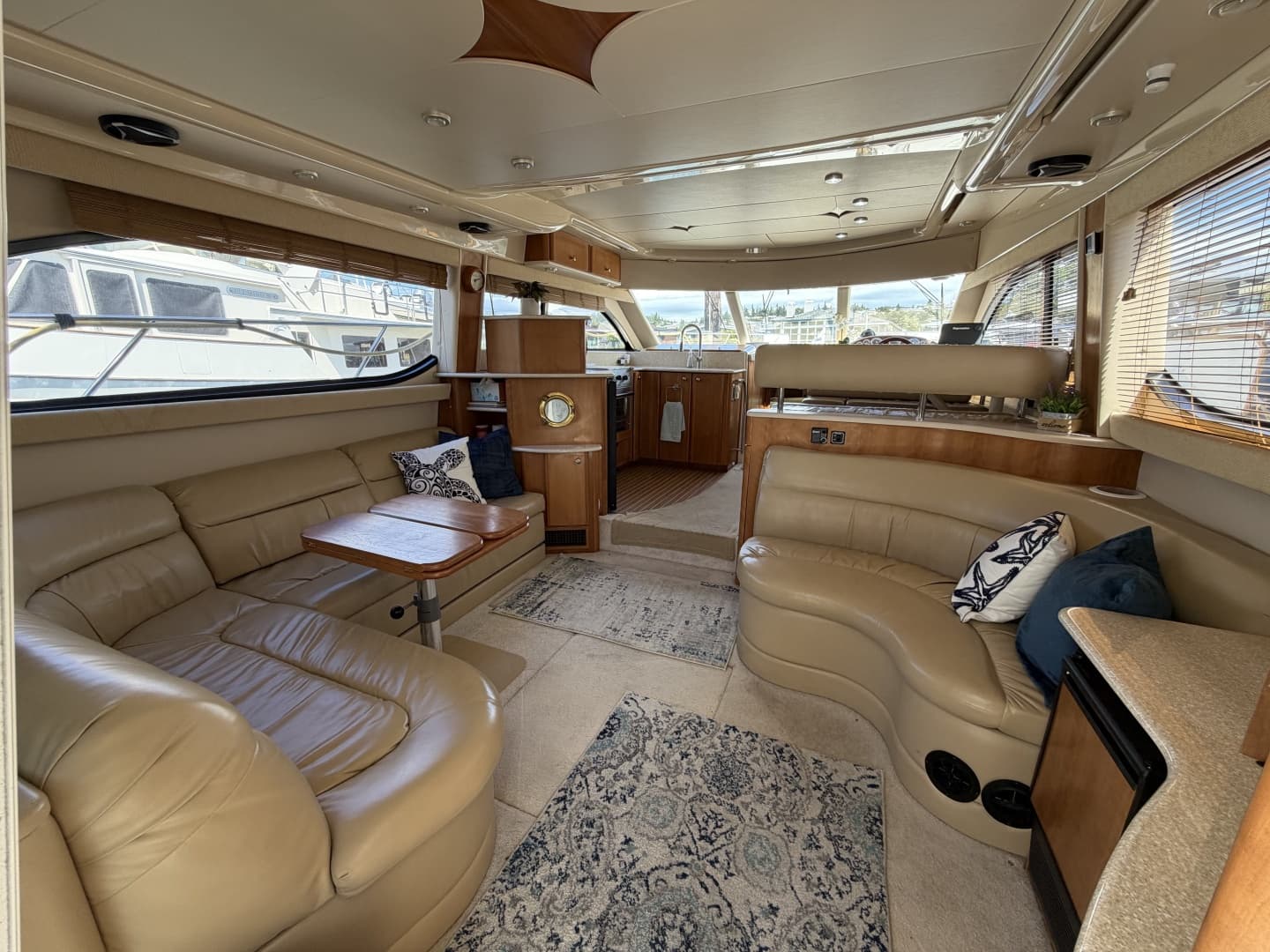 2004 Meridian 411