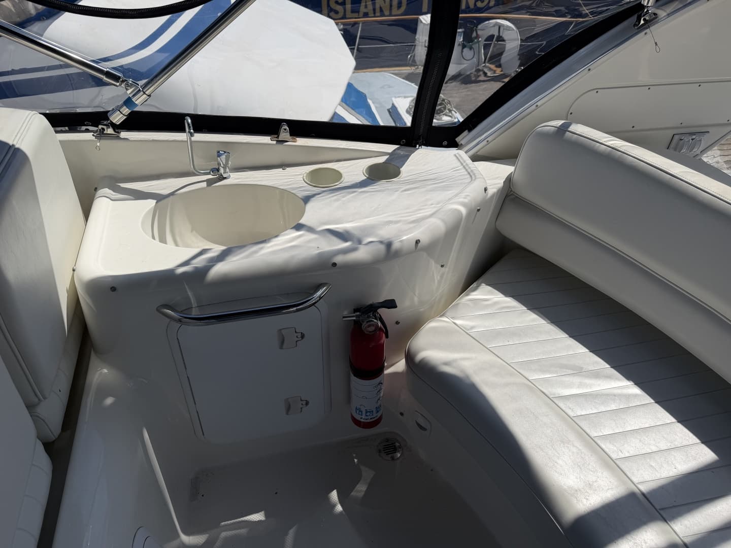 2004 Meridian 411