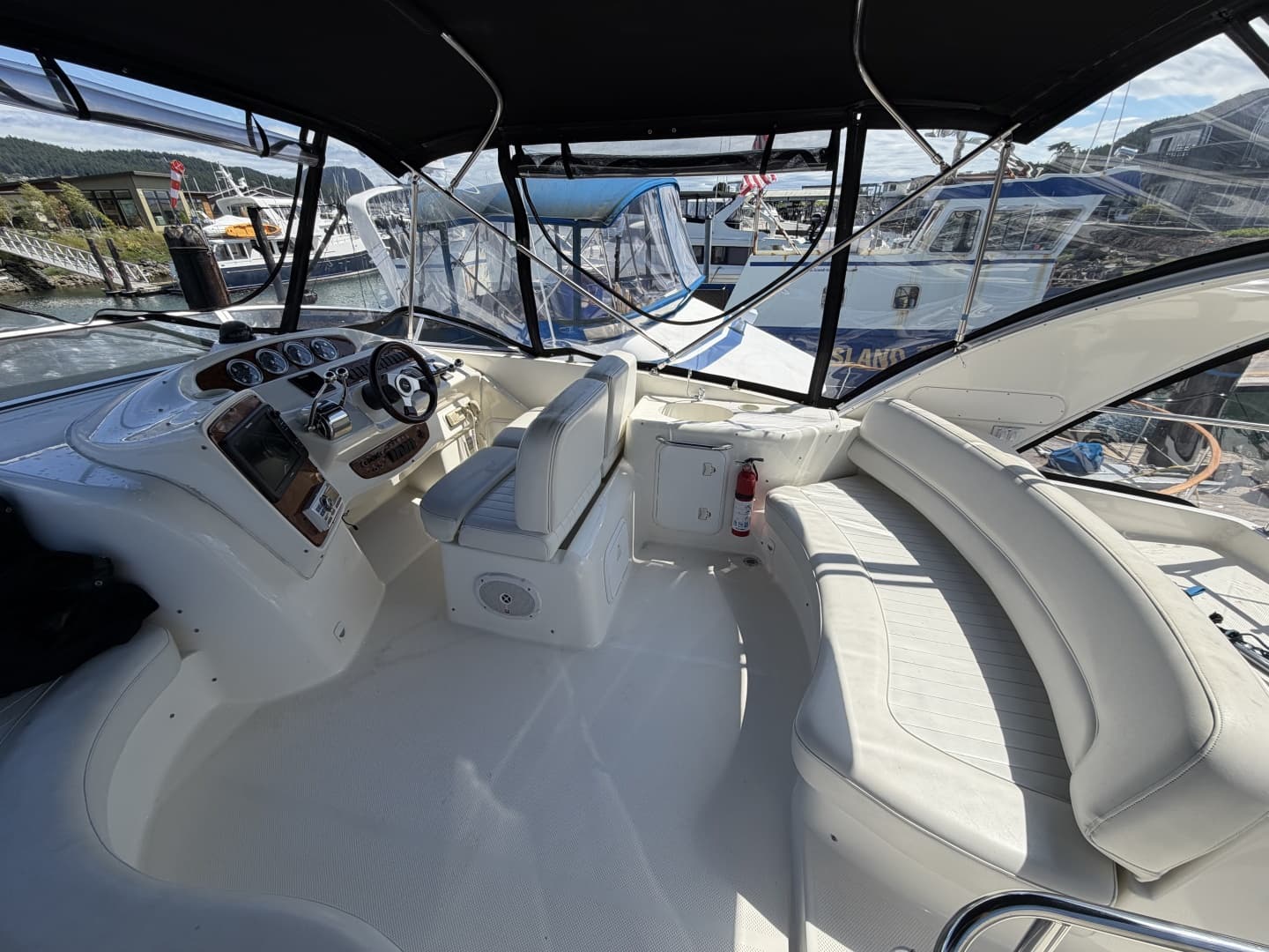 2004 Meridian 411