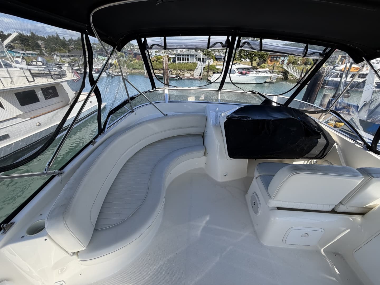 2004 Meridian 411