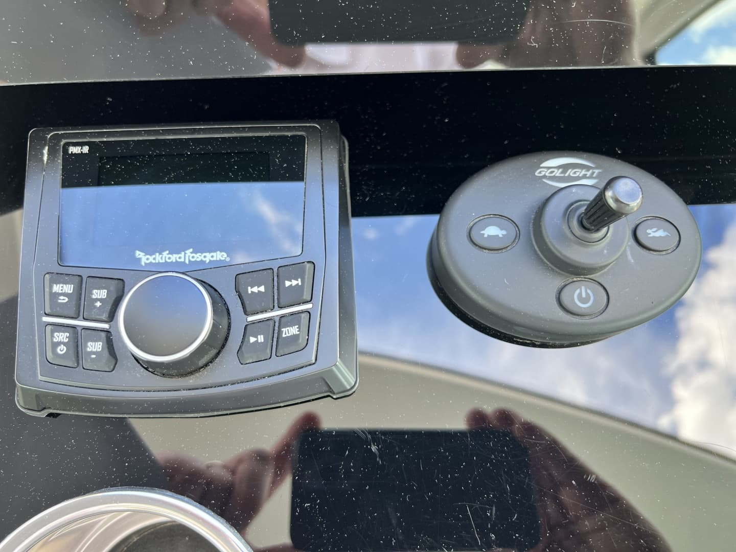 2021 Cruisers Yachts 50 Cantius