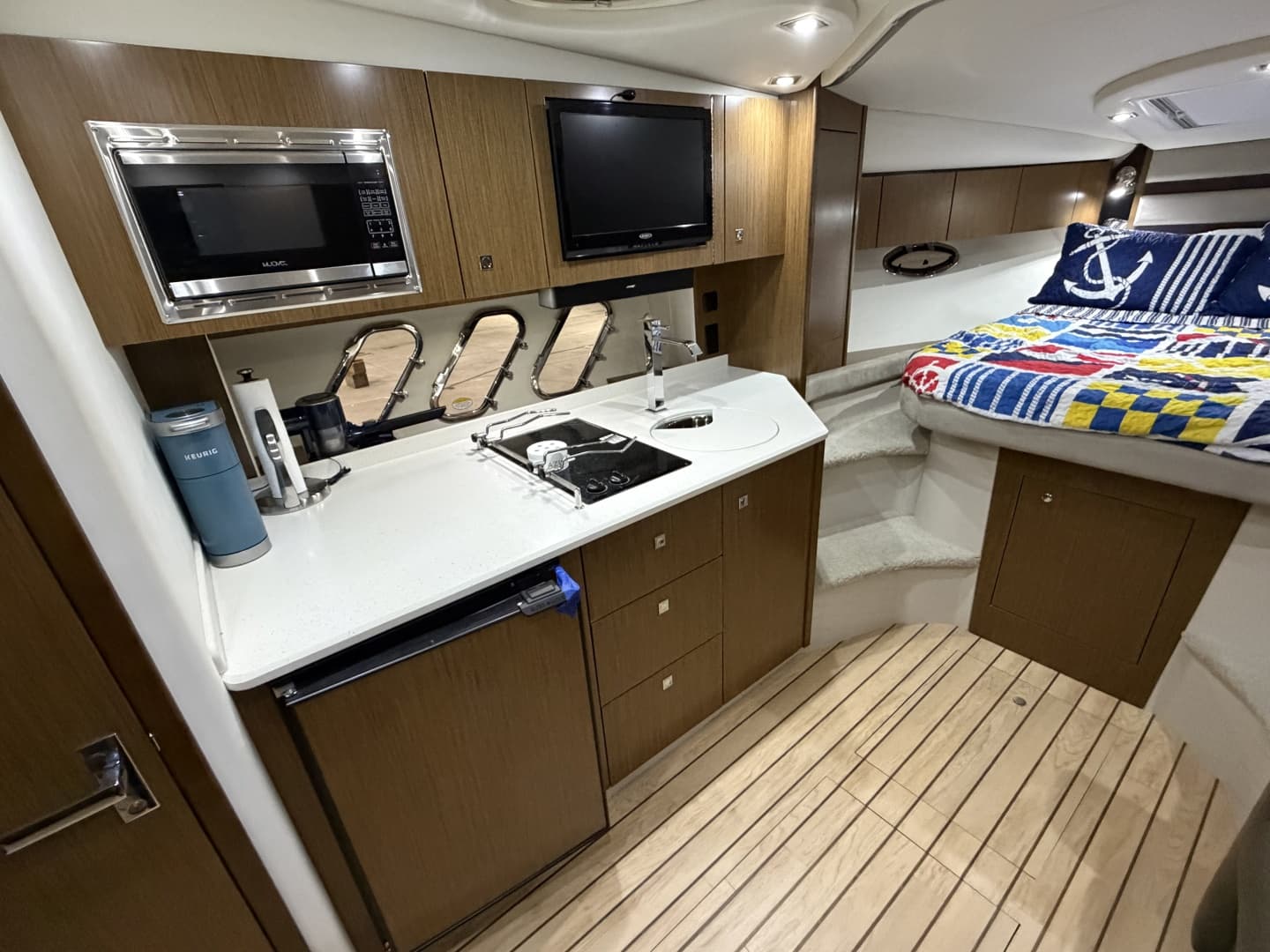2014 Cruisers 350 Express
