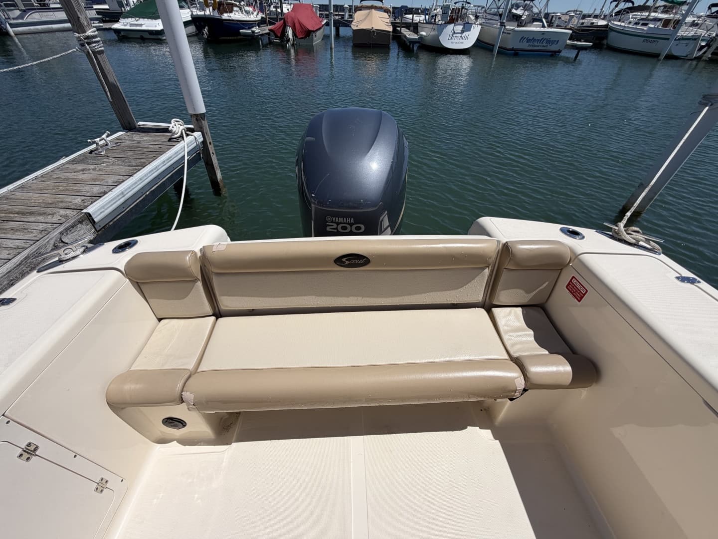 2007 Scout 242 Sportfish