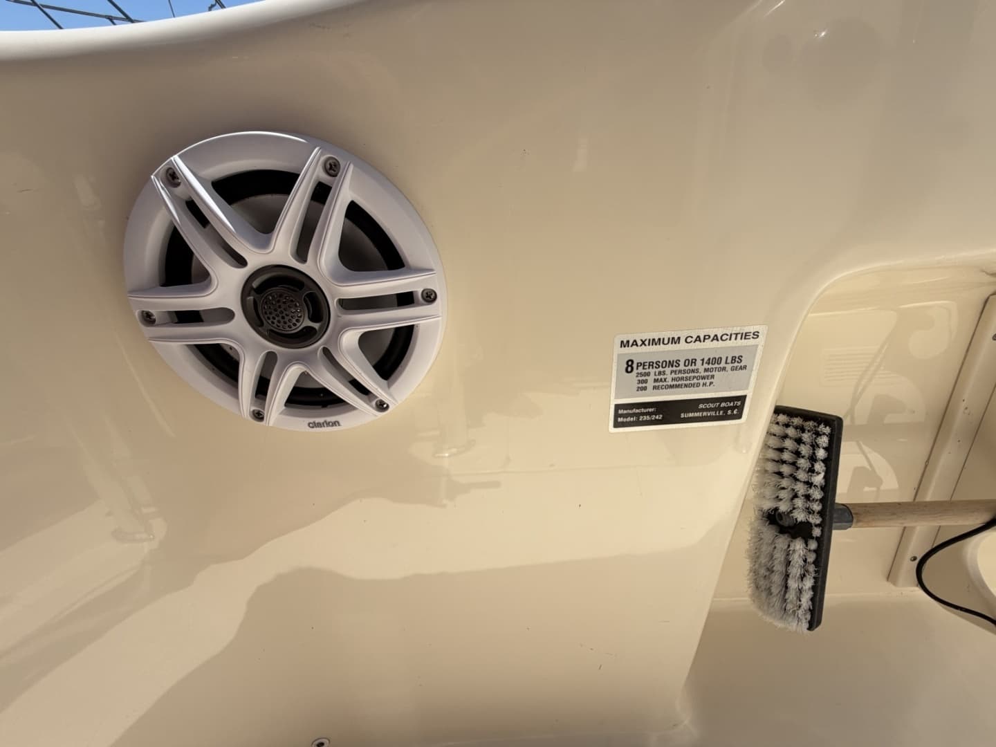 2007 Scout 242 Sportfish