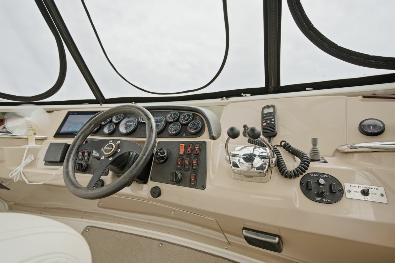 2005 Carver 