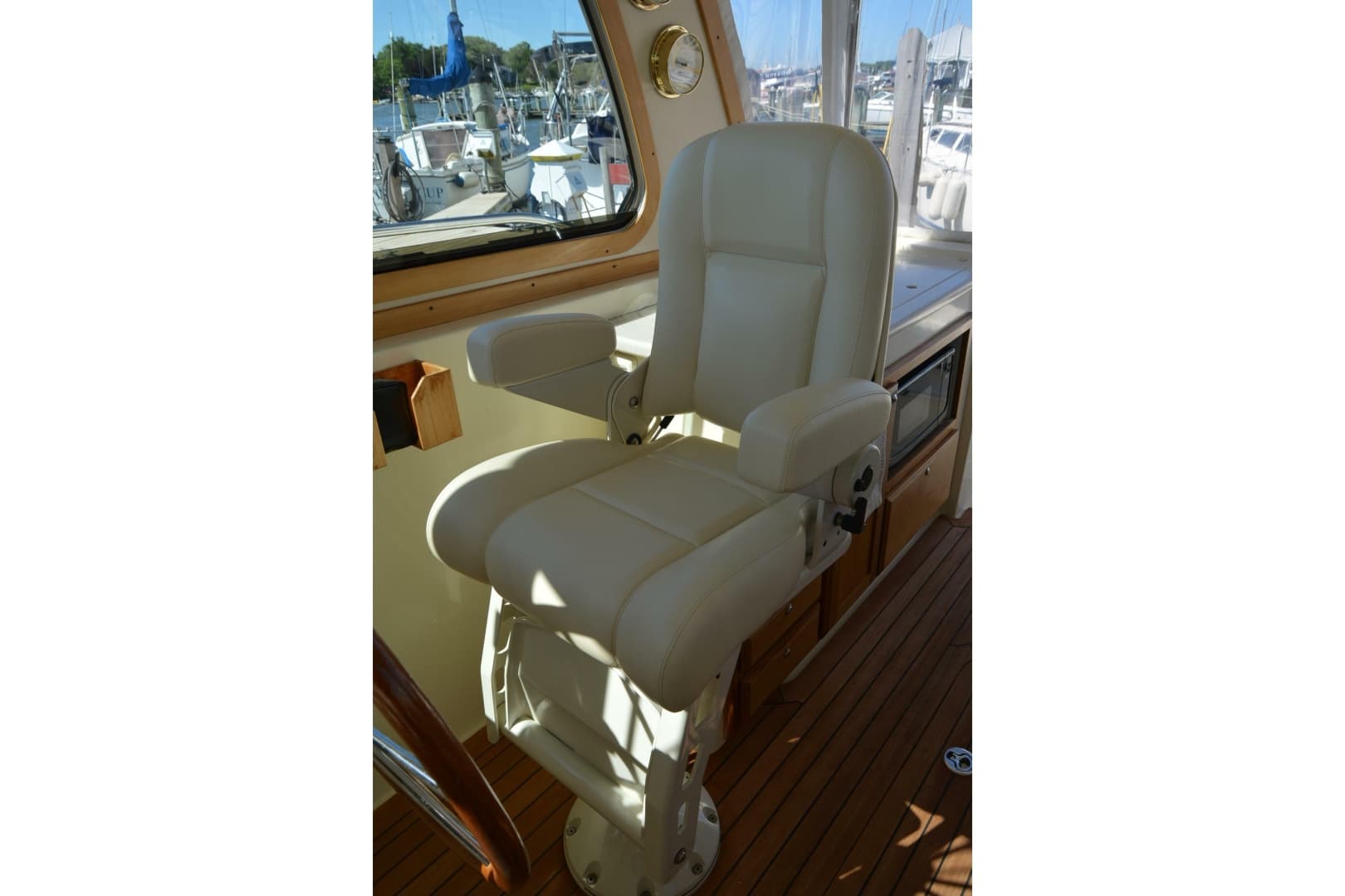 2009 Sabre 34 Express