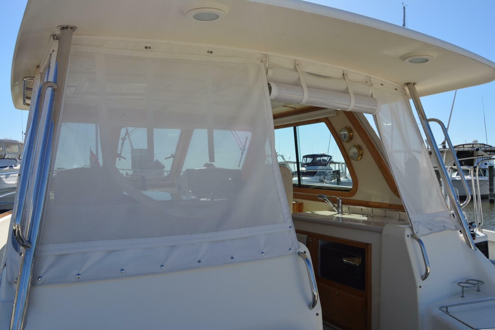 2009 Sabre 34 Express