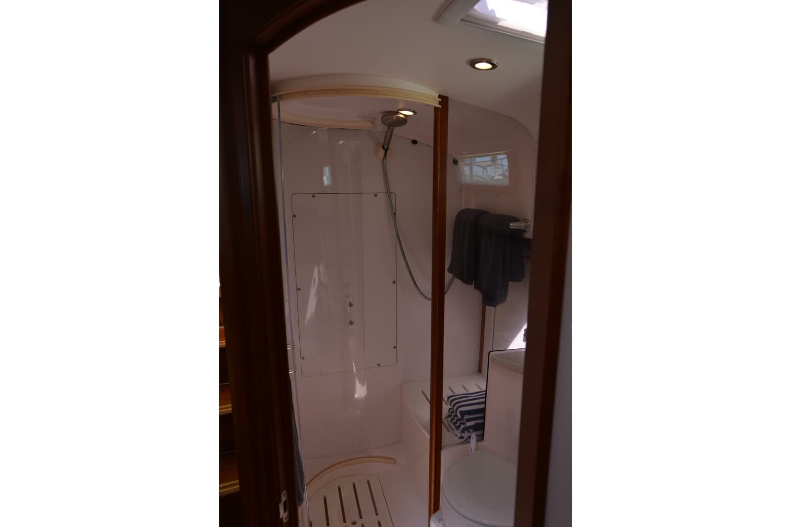 2009 Sabre 34 Express