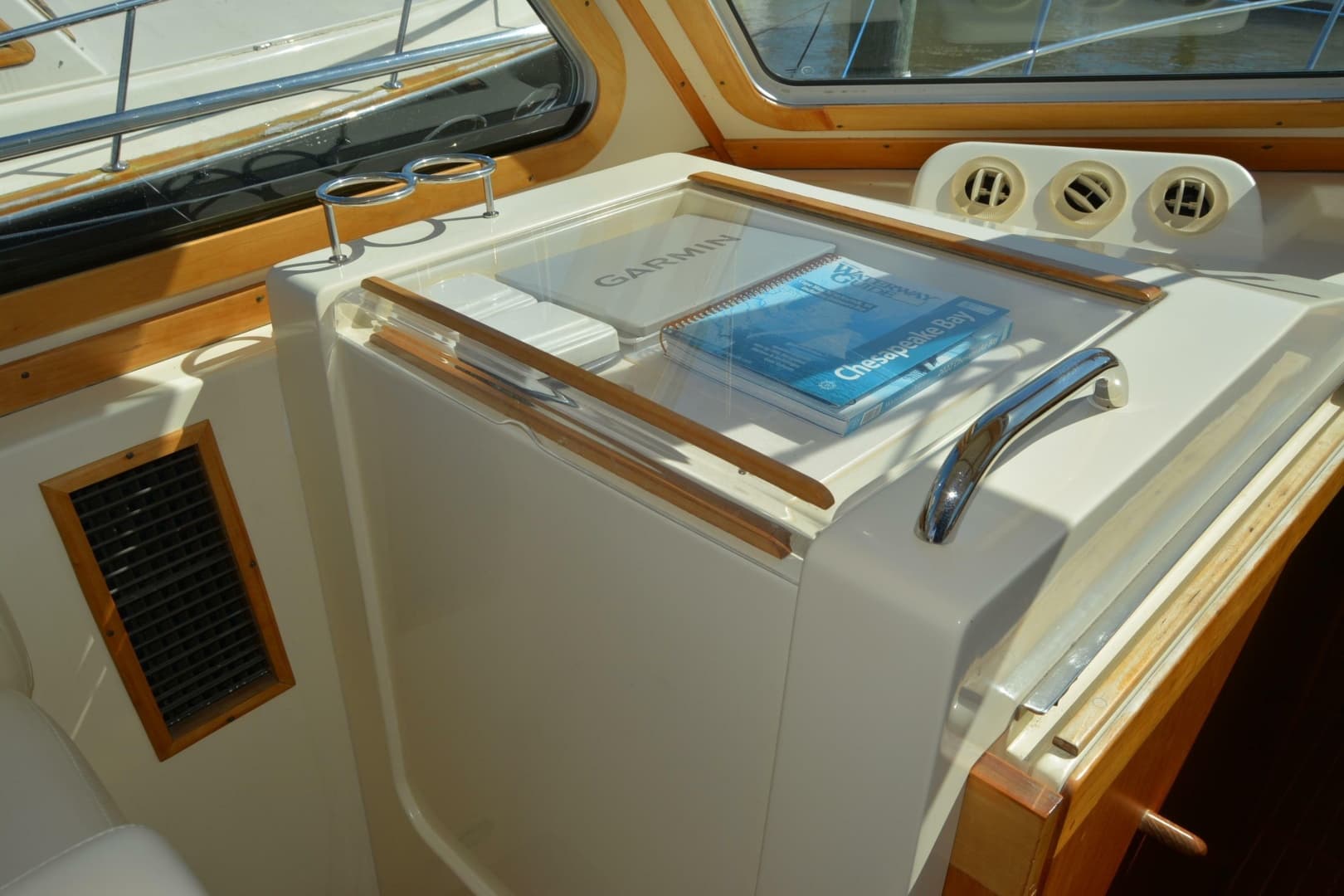 2009 Sabre 34 Express
