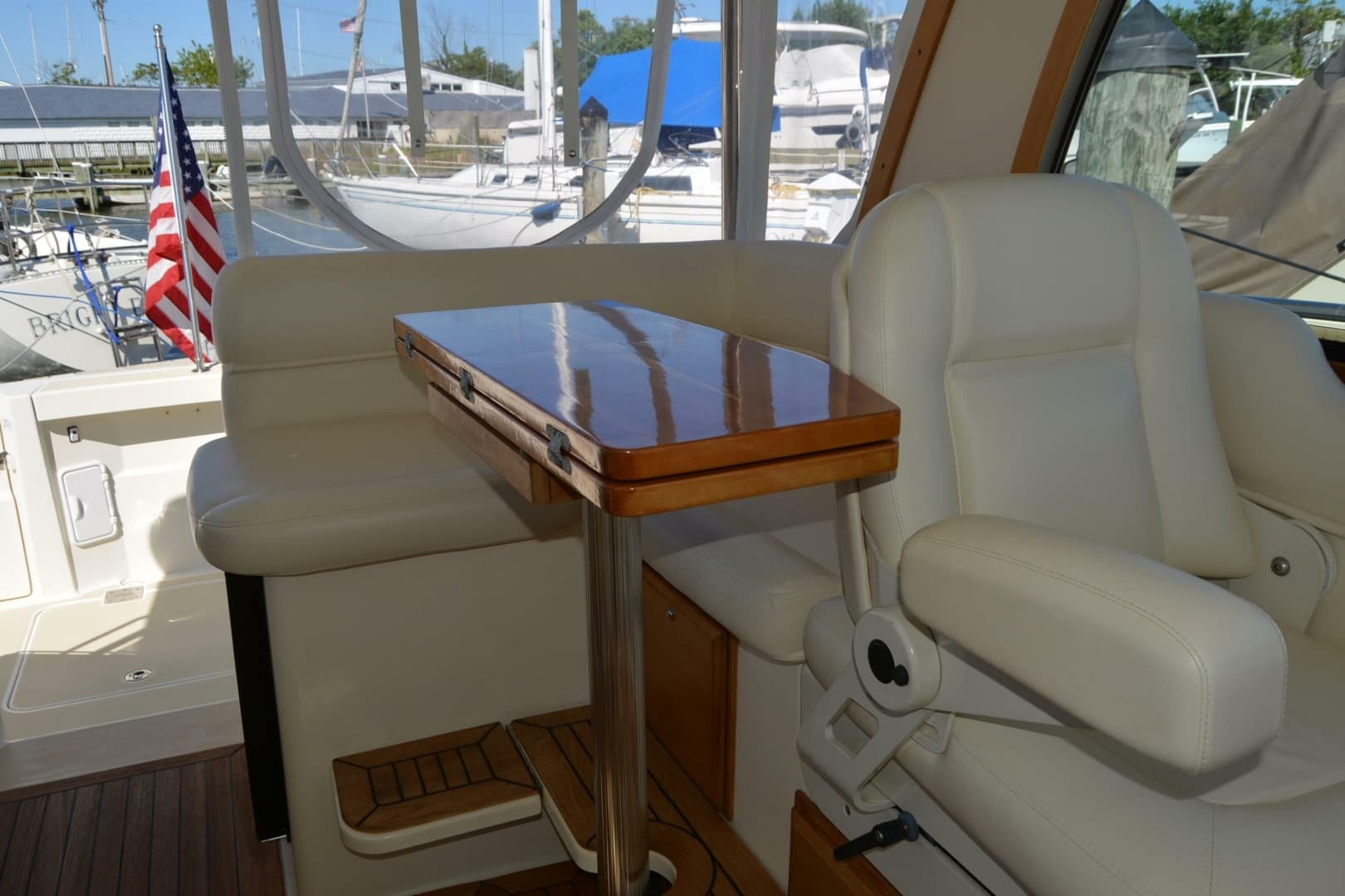 2009 Sabre 34 Express