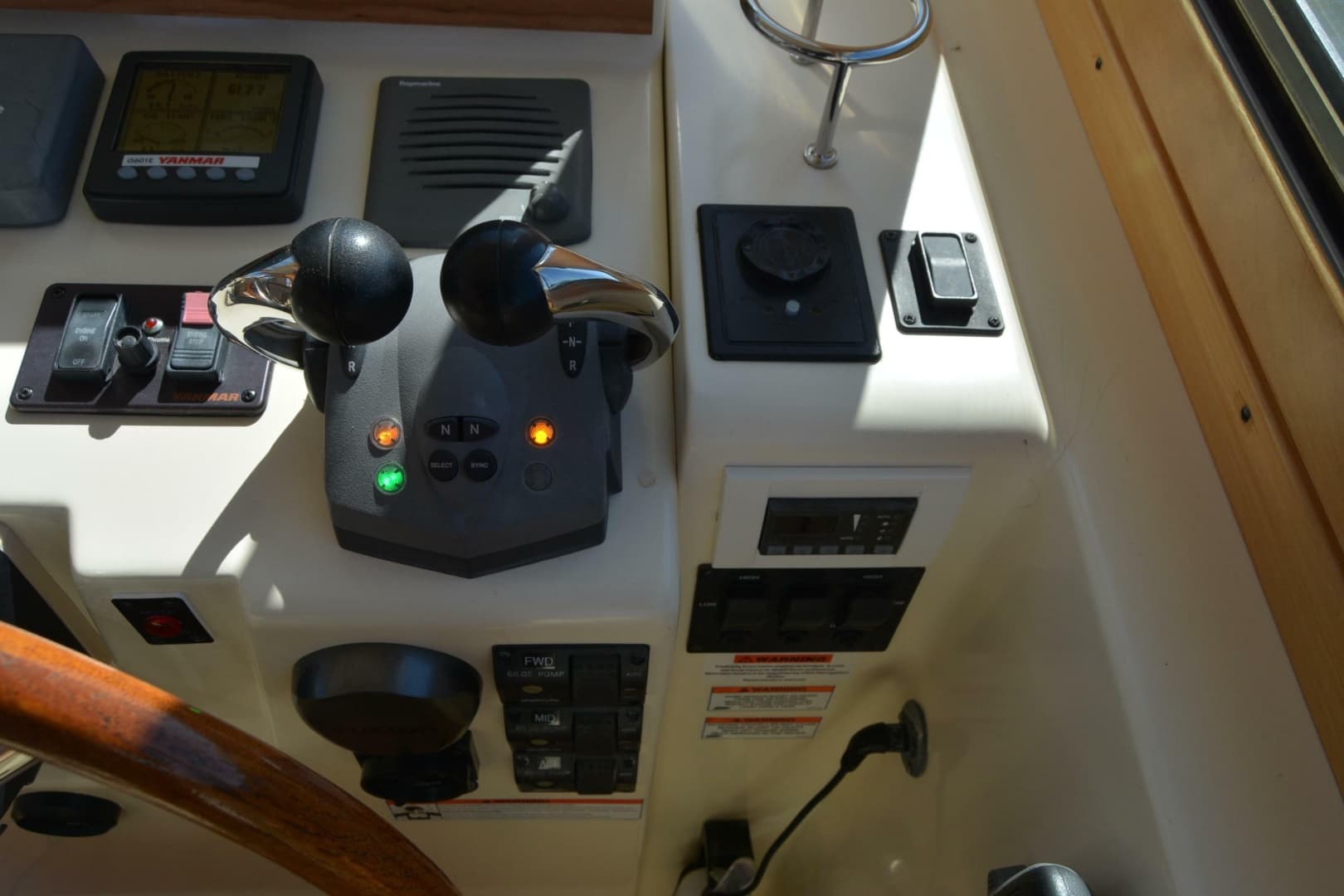 2009 Sabre 34 Express
