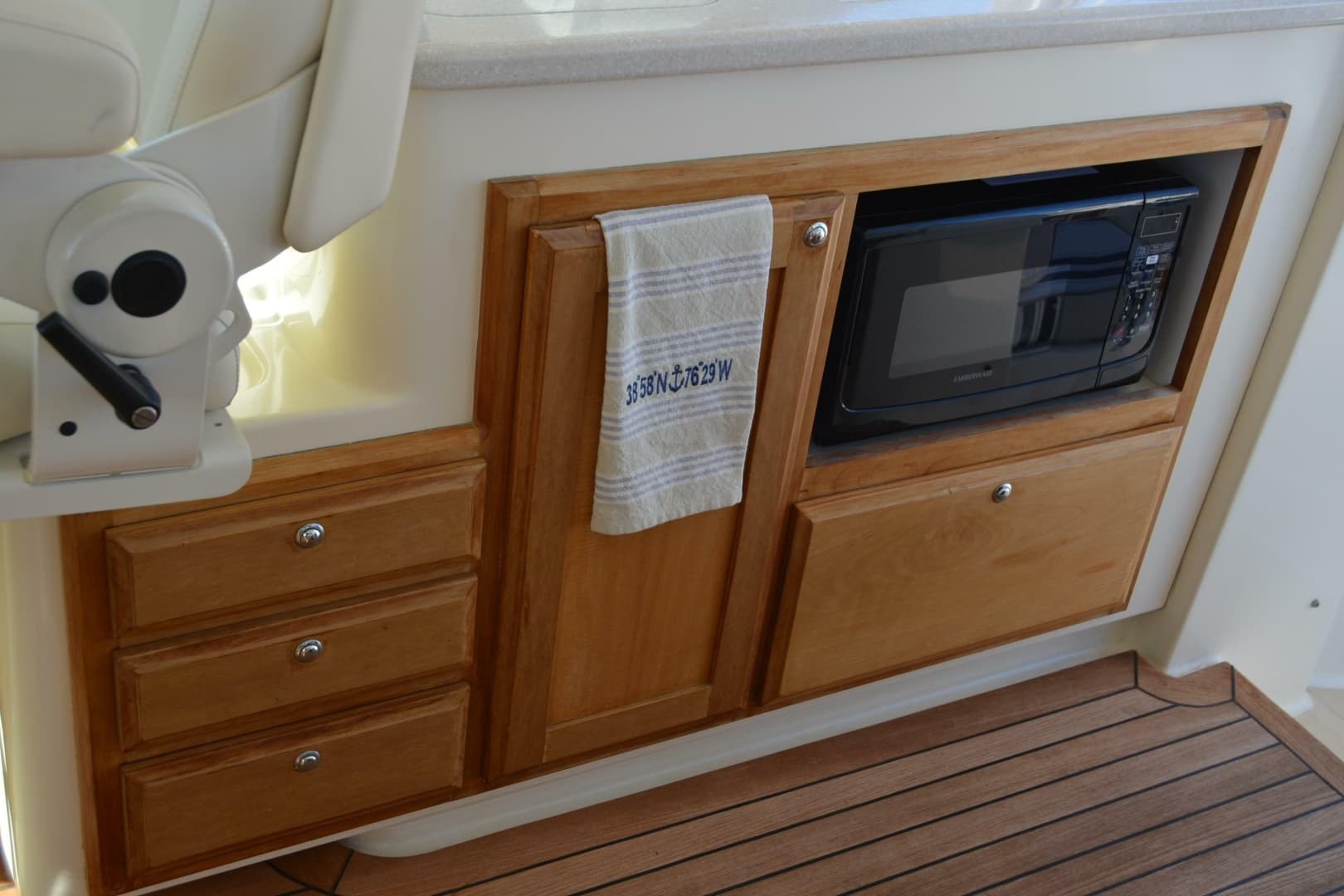 2009 Sabre 34 Express