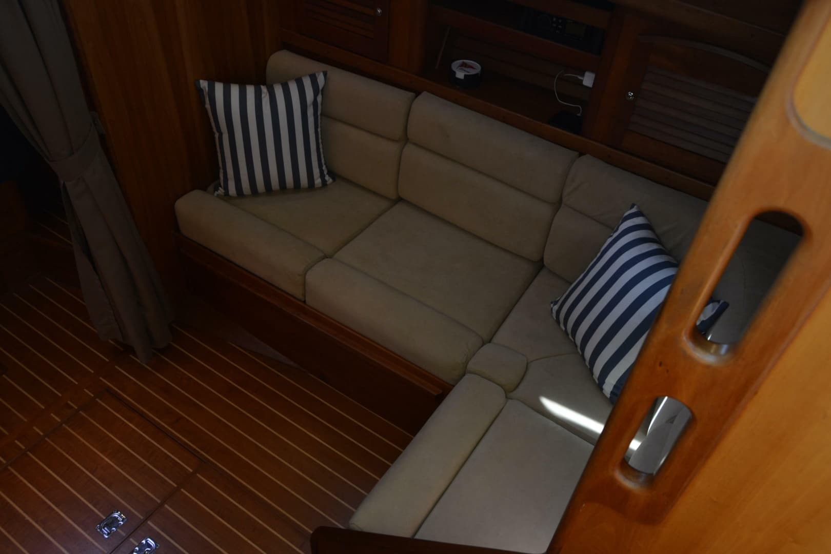 2009 Sabre 34 Express