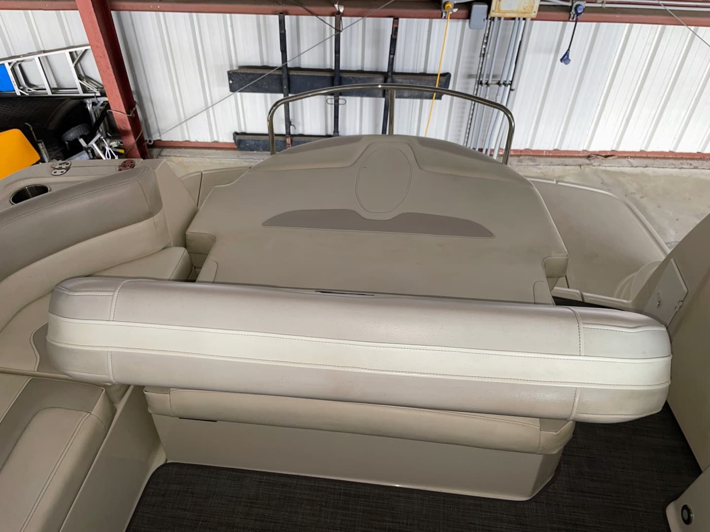 2010 Monterey 280 SCR