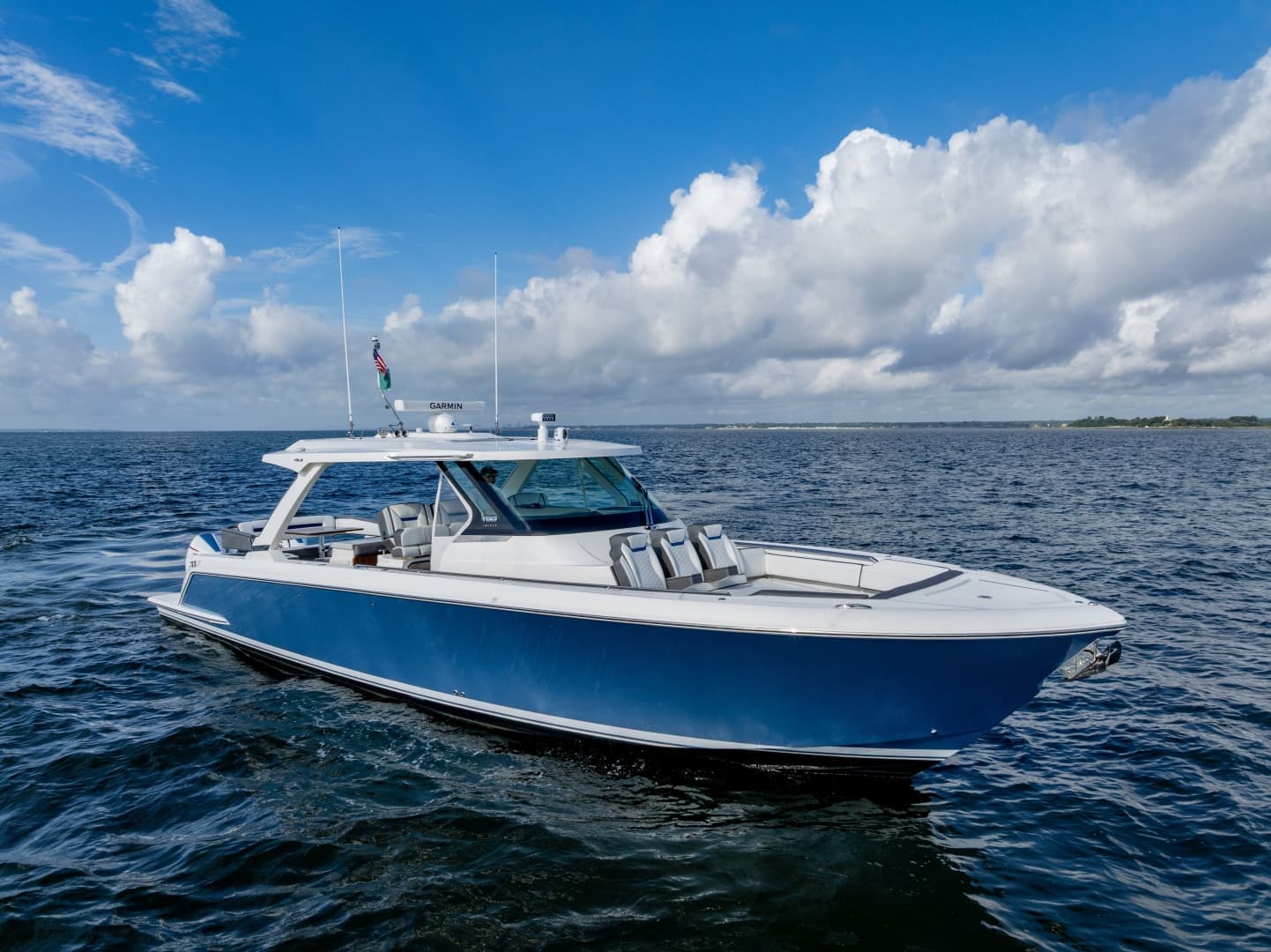 2021 Tiara Sport 