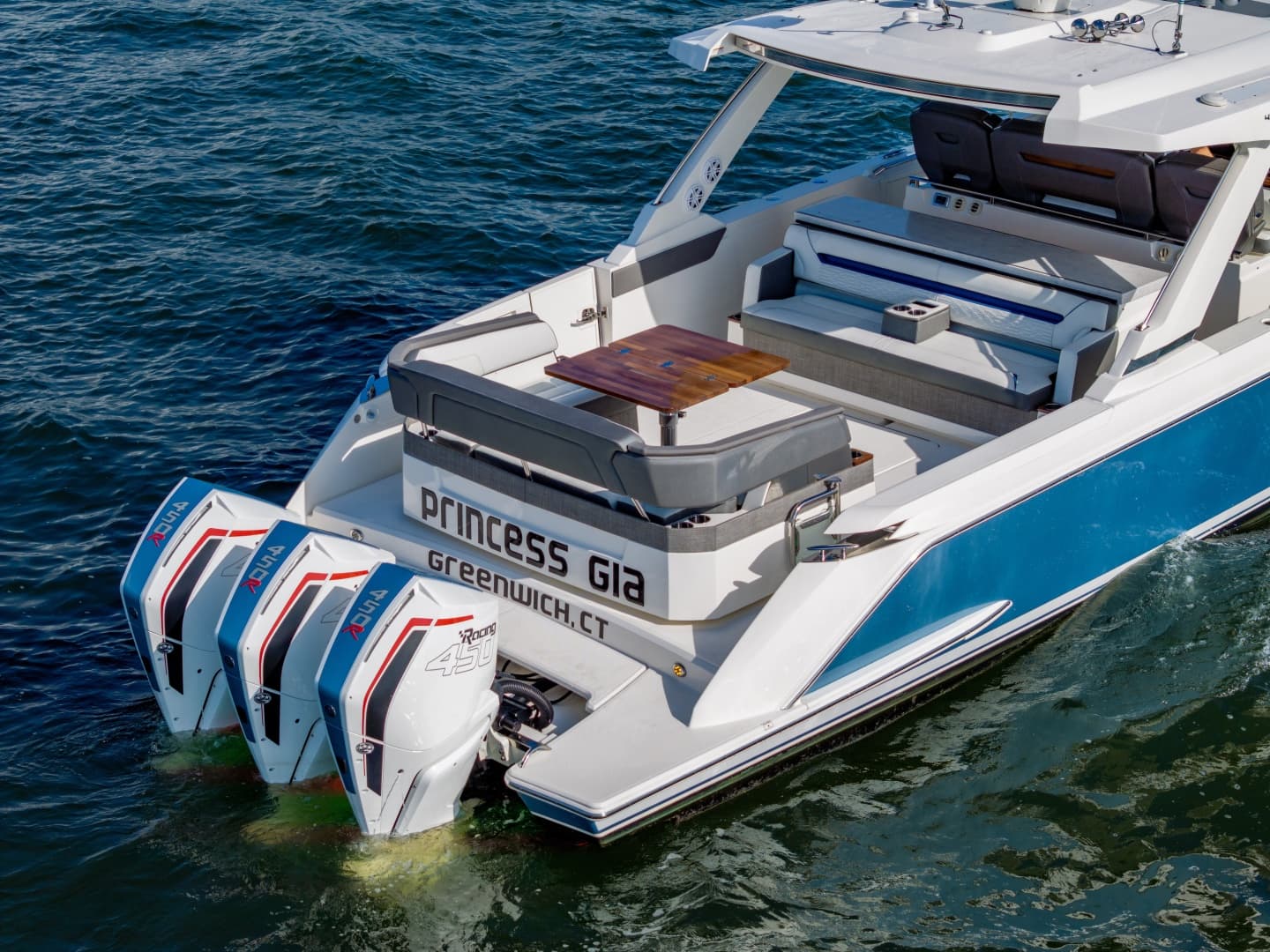 2021 Tiara Sport 