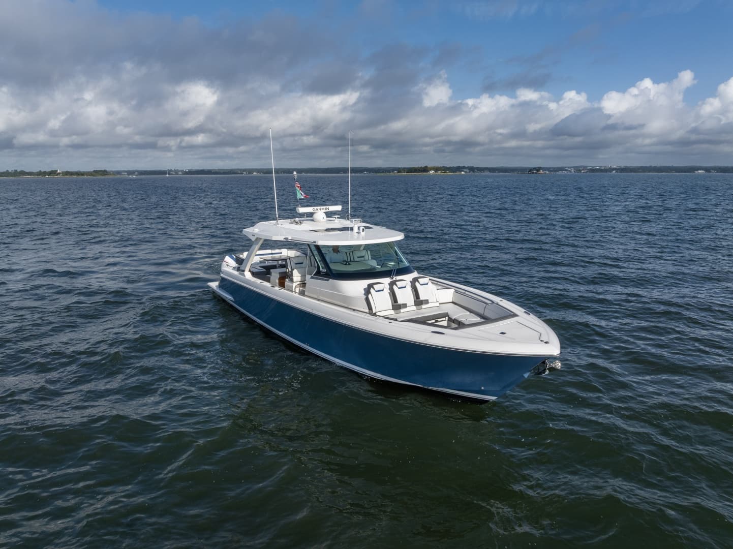 2021 Tiara Sport 