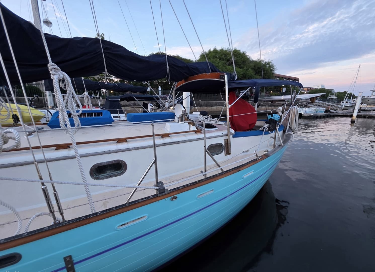 1982 Tayana 37