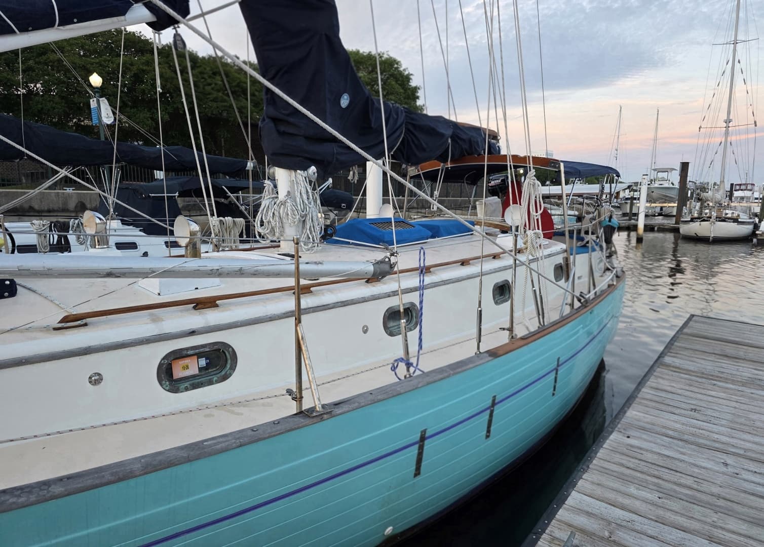 1982 Tayana 37
