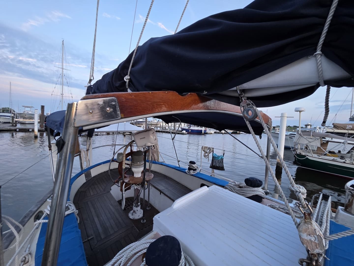 1982 Tayana 37
