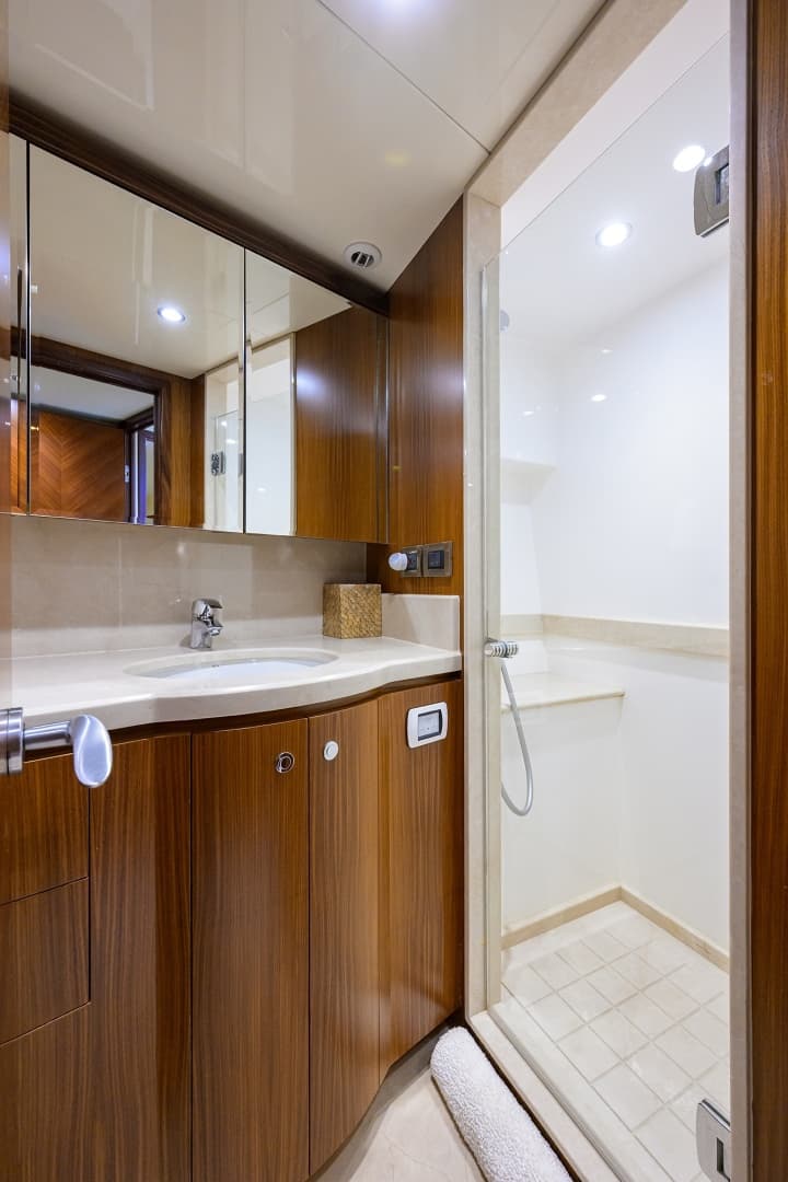 2016 Ocean Alexander 72 Pilothouse