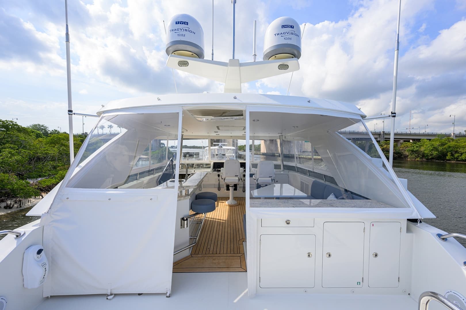 2016 Ocean Alexander 72 Pilothouse