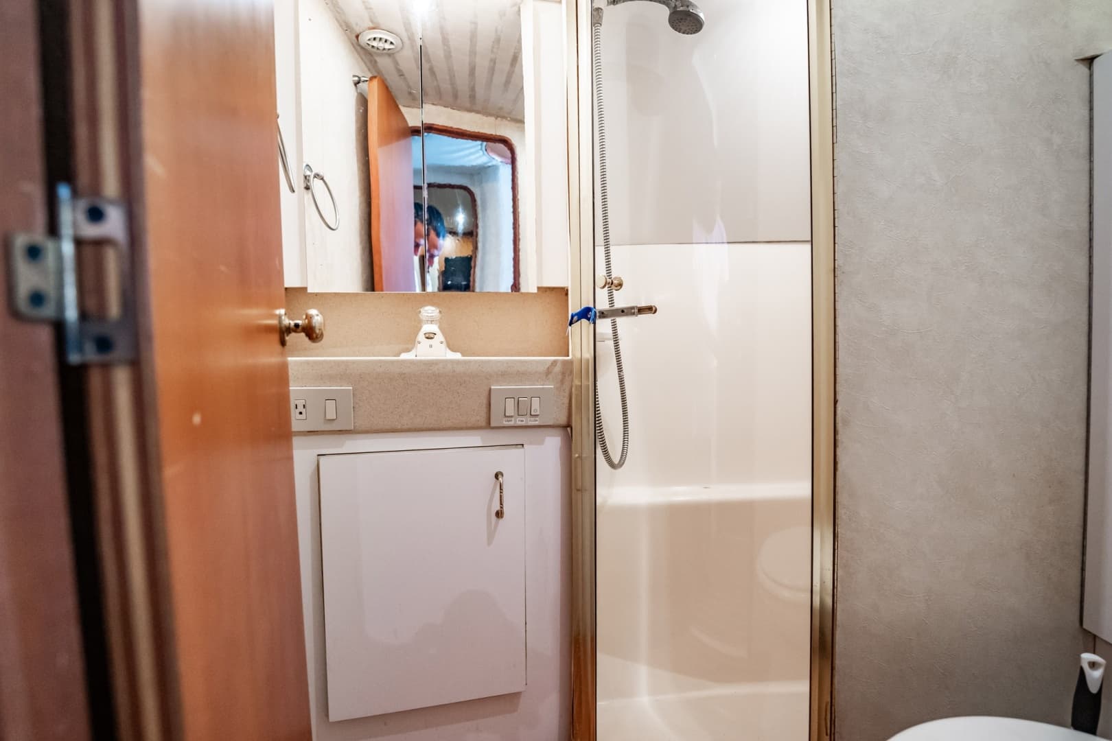 2000 Ocean Yachts 43 Super Sport