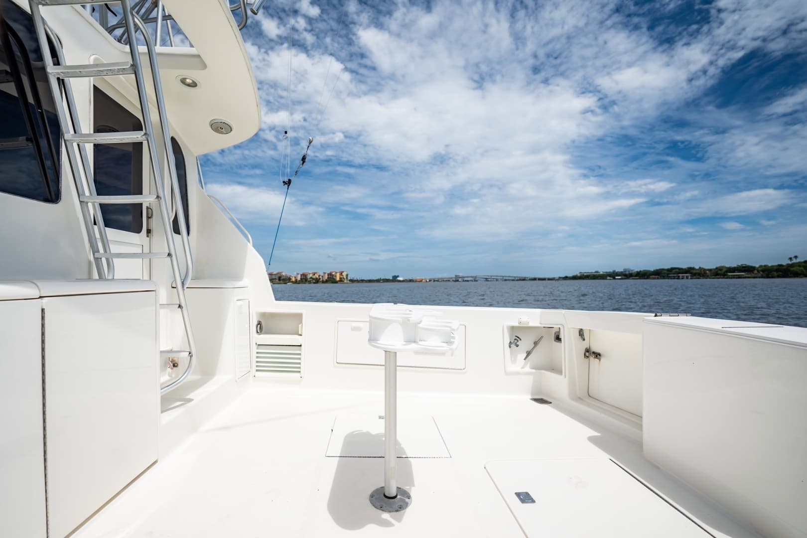 2000 Ocean Yachts 43 Super Sport