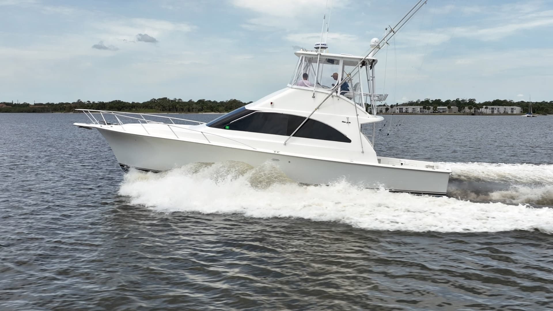 2000 Ocean Yachts 43 Super Sport