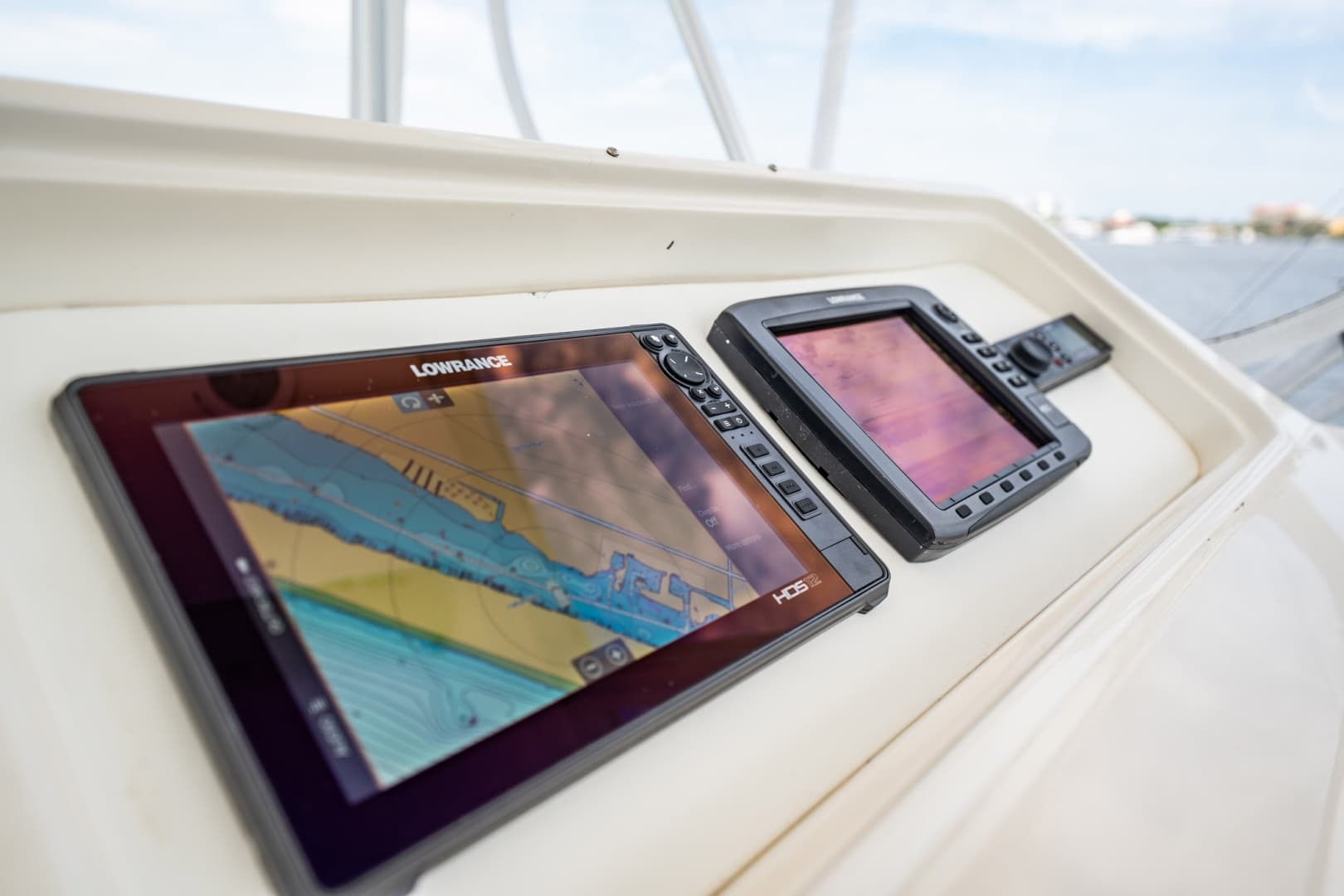 2000 Ocean Yachts 43 Super Sport