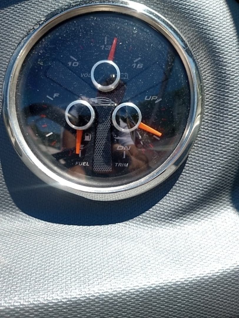 0005758570