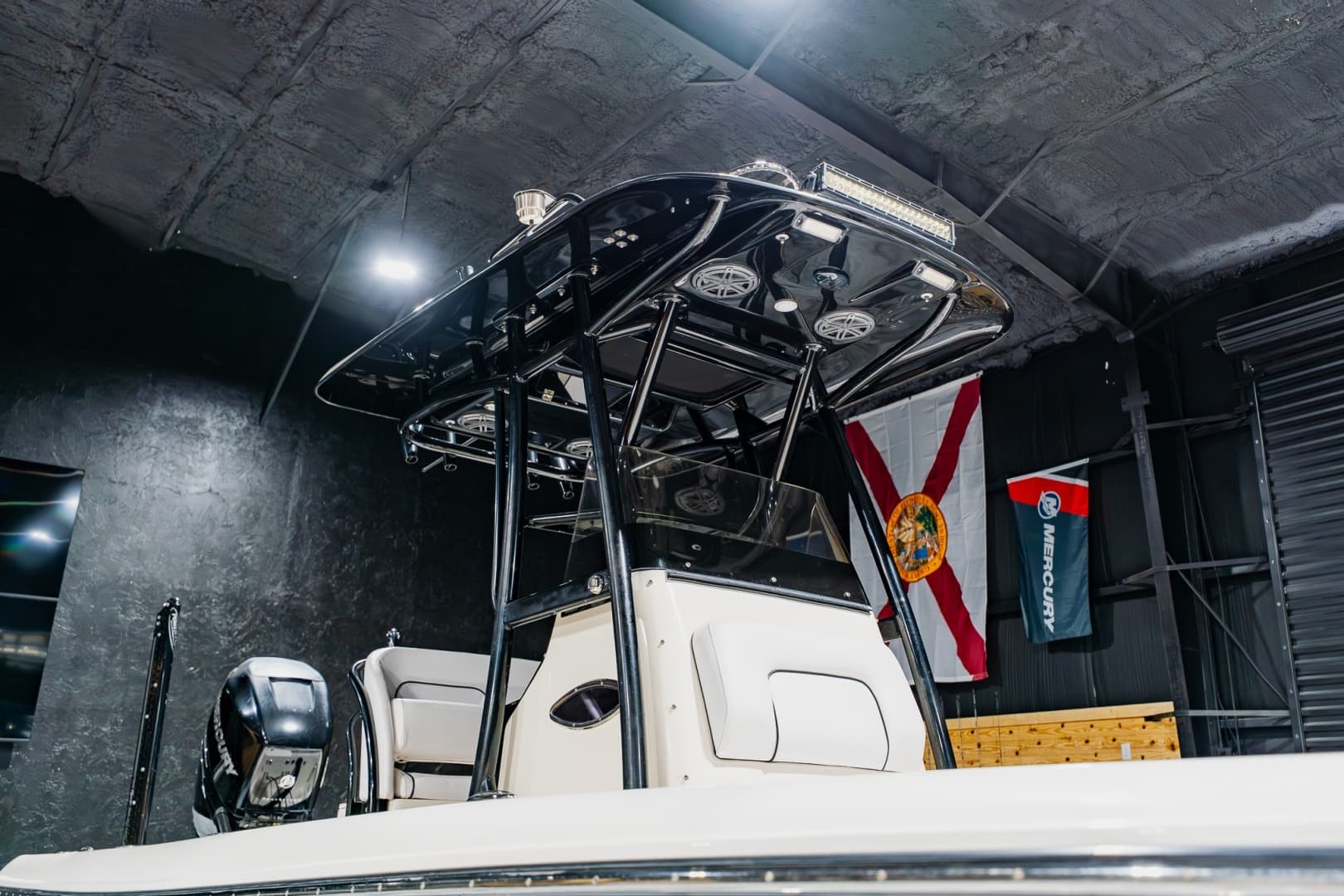 2019 ShearWater 270 Carolina