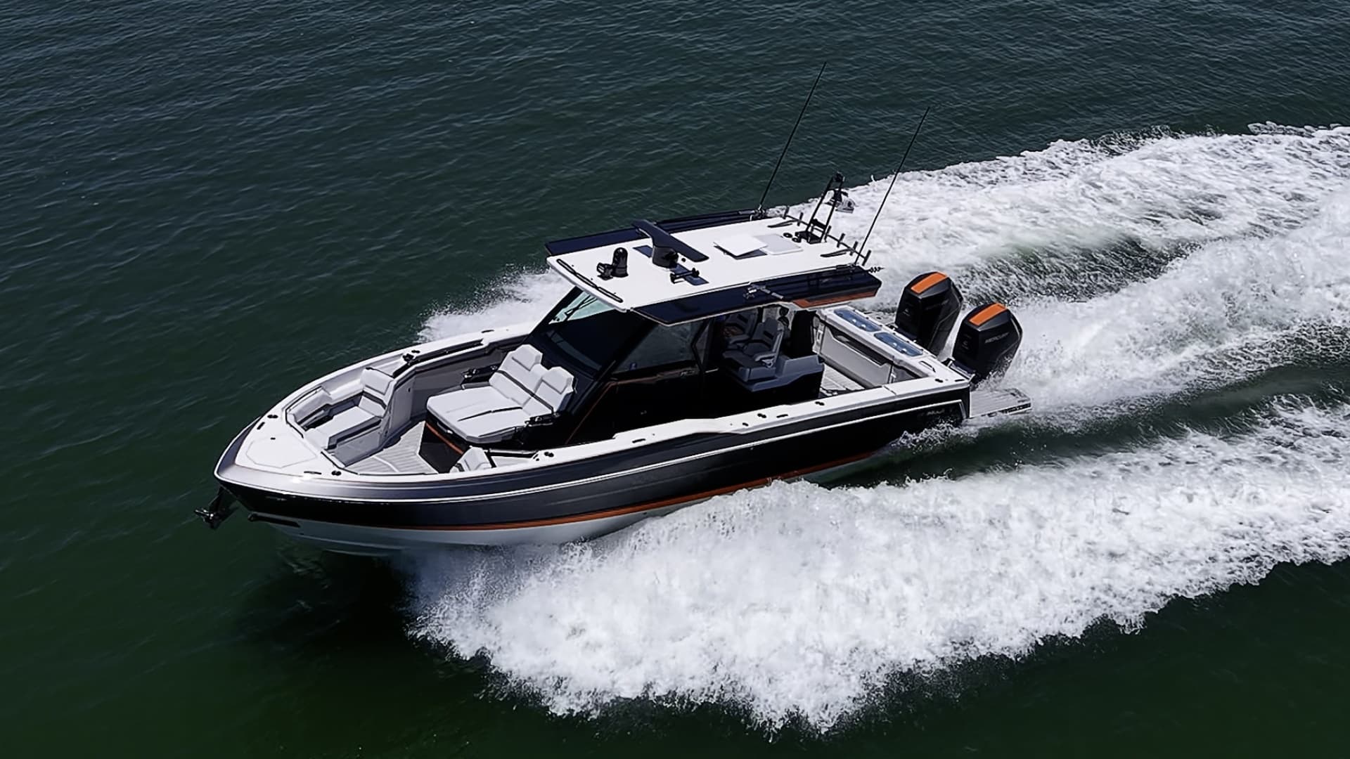 2024 Formula 387 Center Console Fish