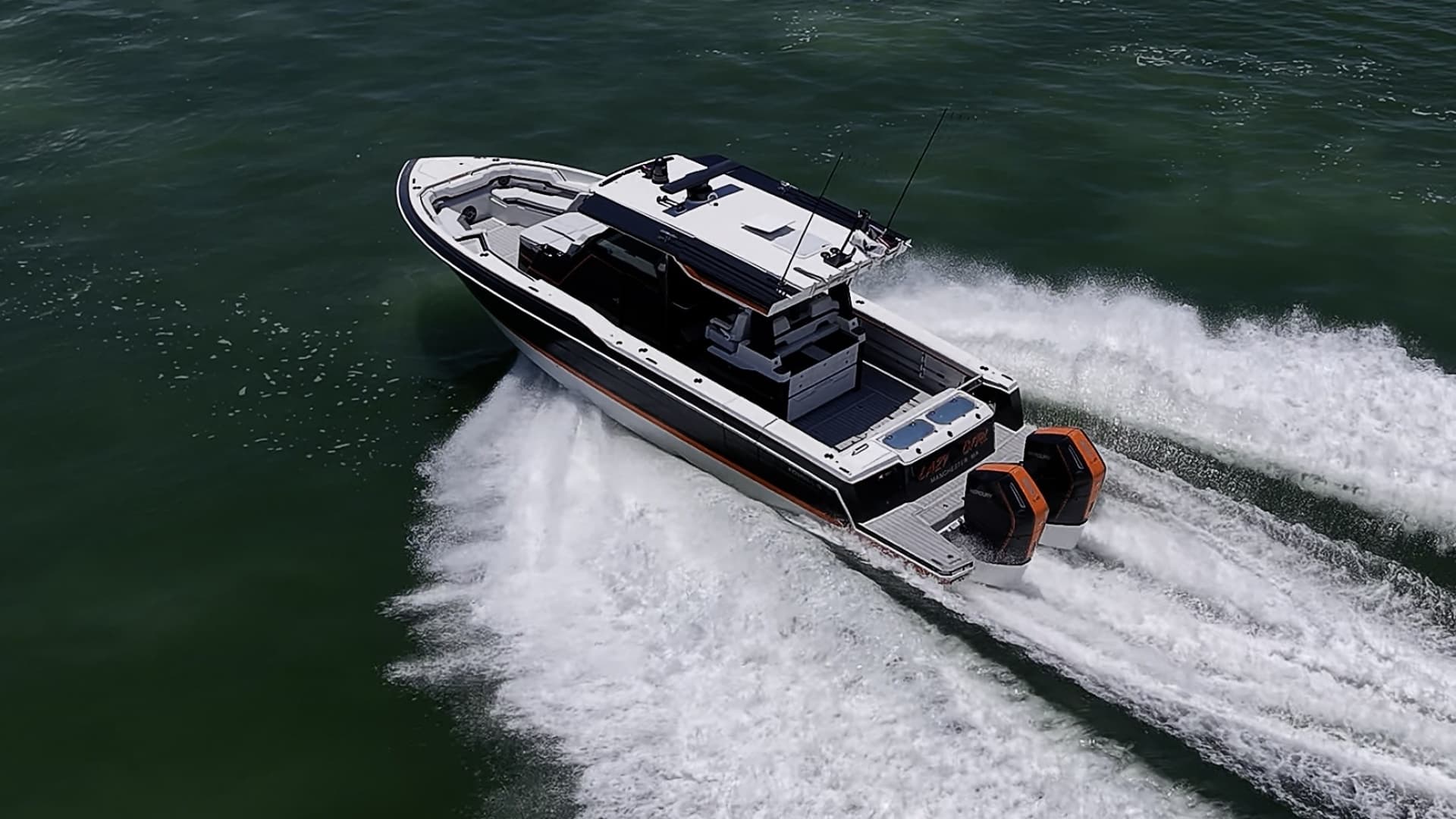 2024 Formula 387 Center Console Fish