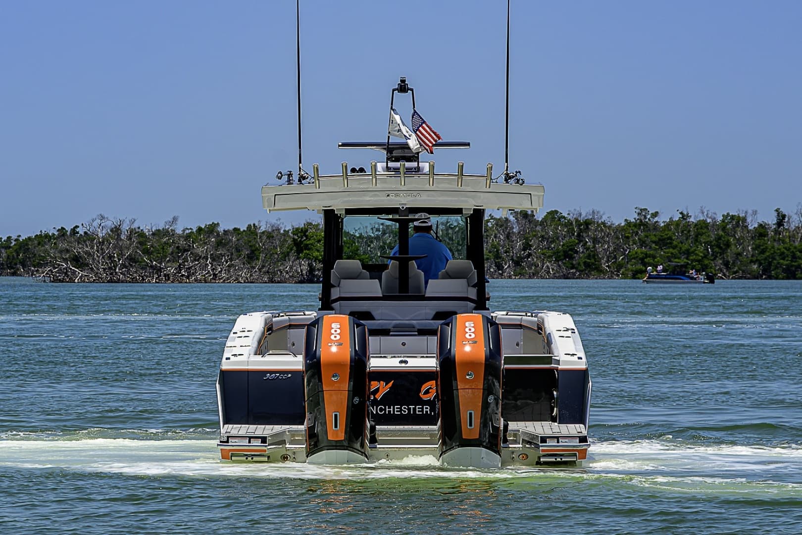 2024 Formula 387 Center Console Fish