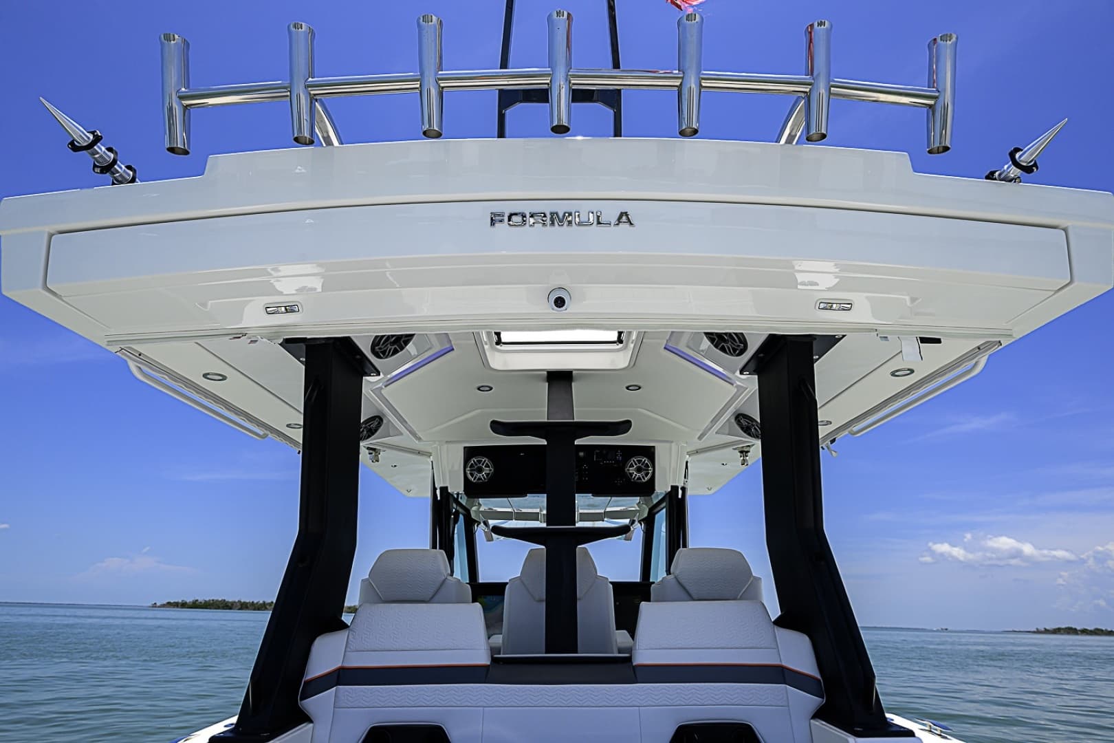 2024 Formula 387 Center Console Fish